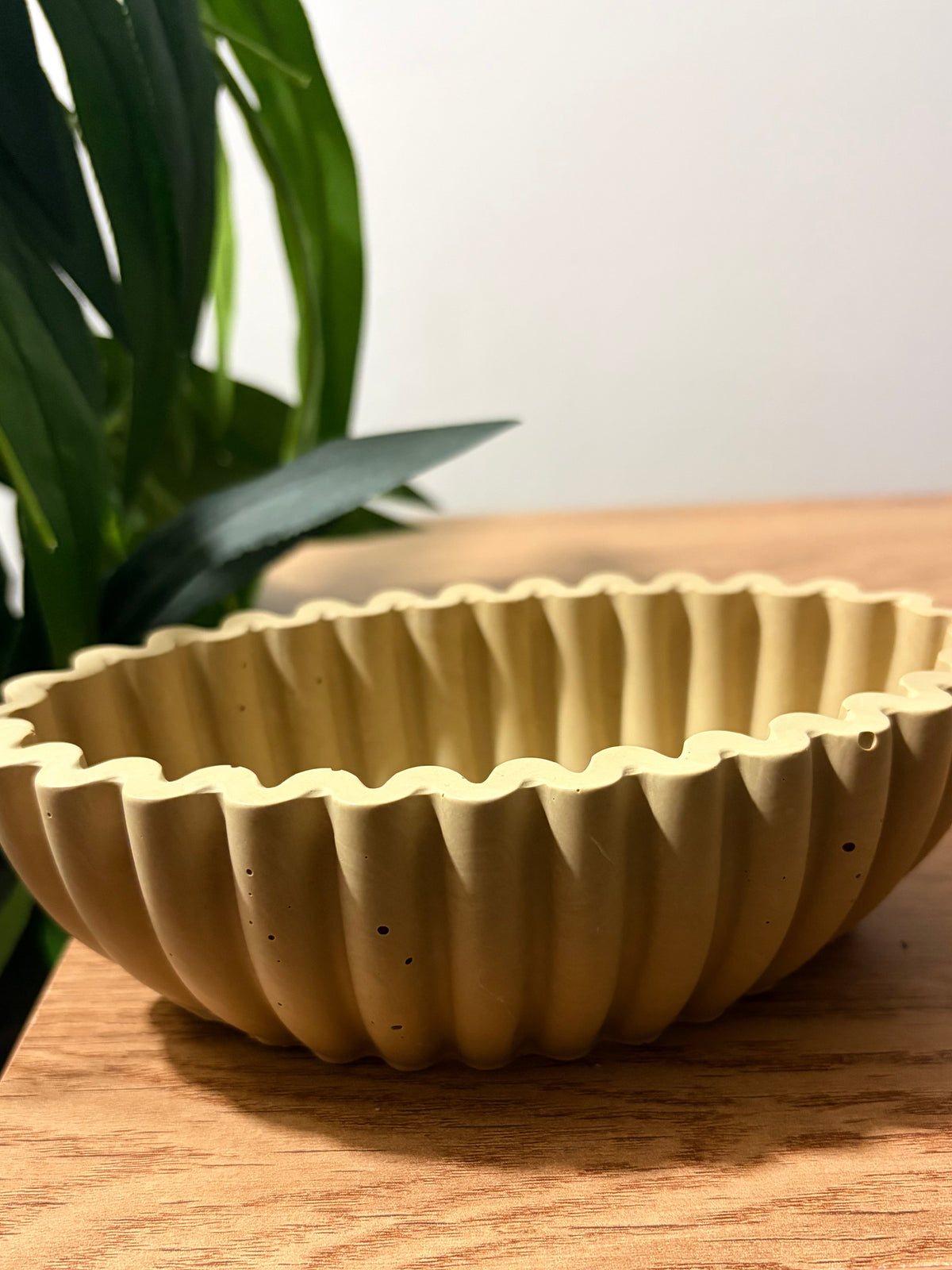 Cherry wavy bowl
