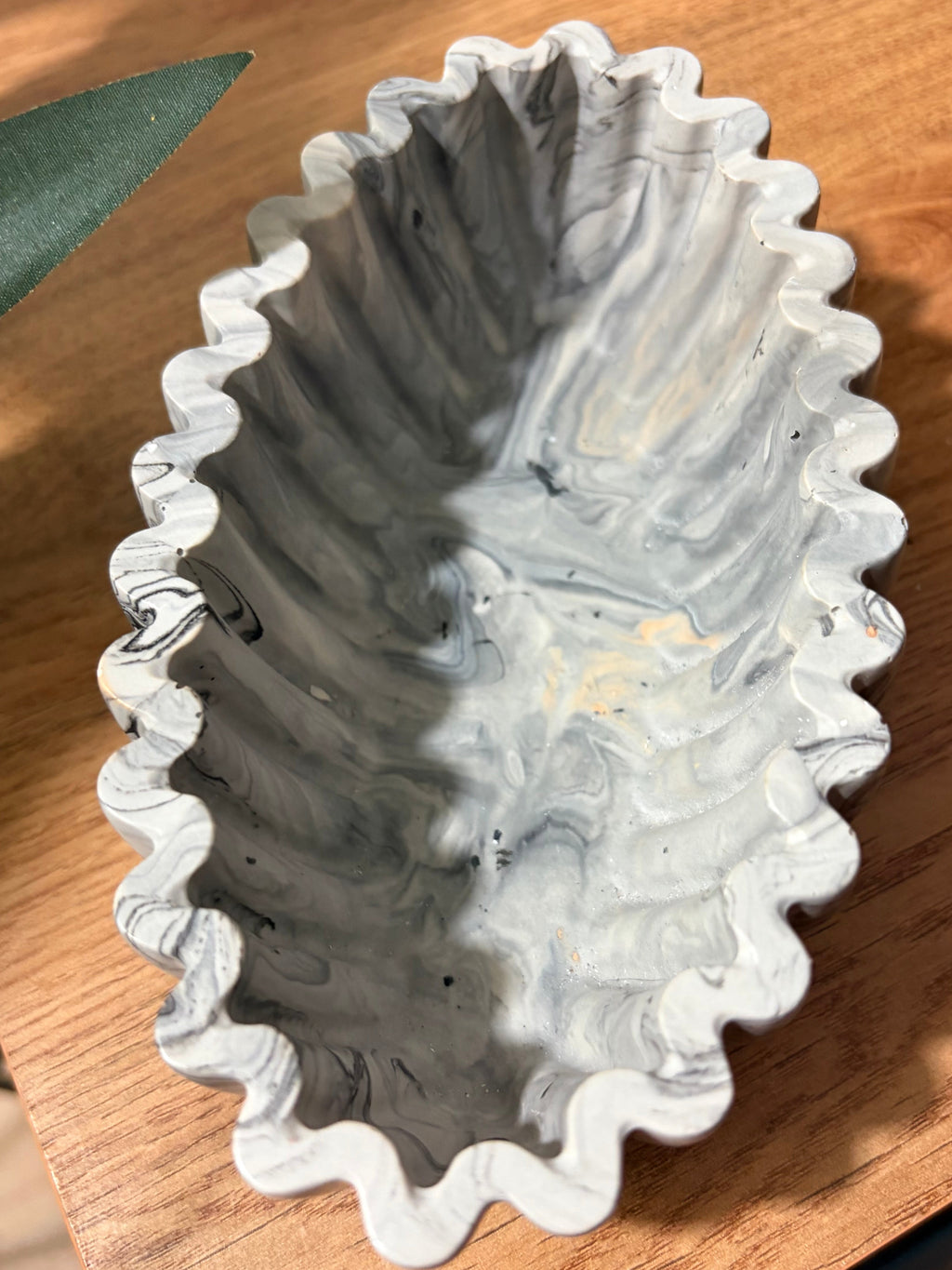 Cherry wavy bowl