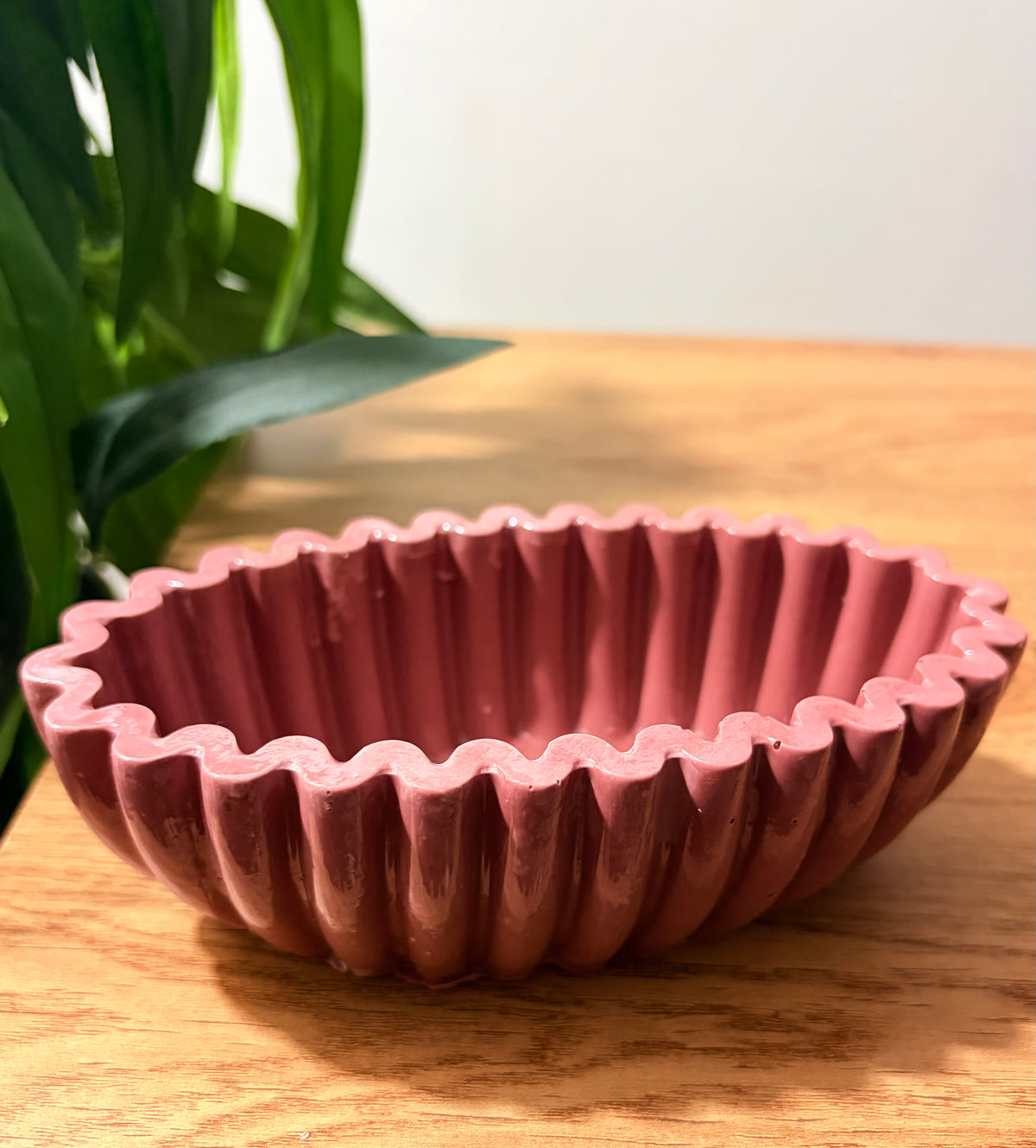 Cherry wavy bowl