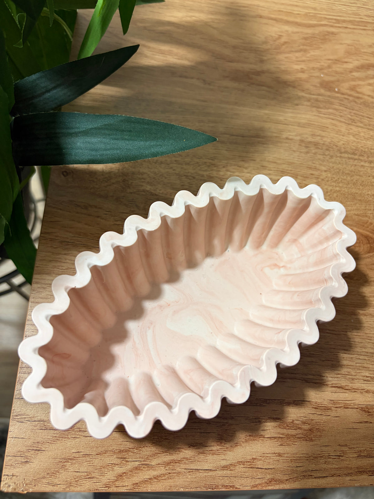 Cherry wavy bowl