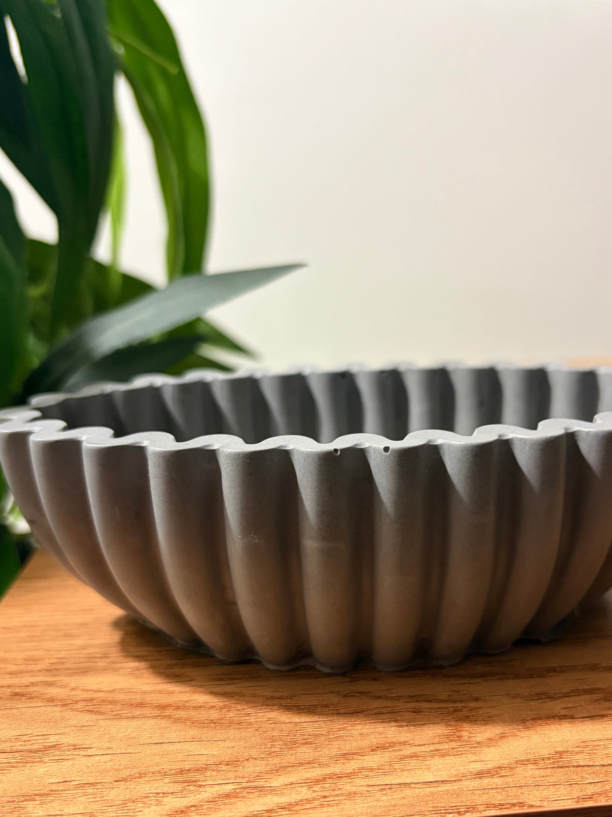 Cherry wavy bowl